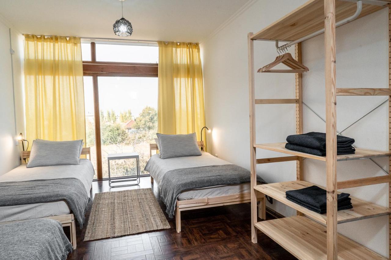 Ostello Modern Loft Lighthouse Karakol Esterno foto